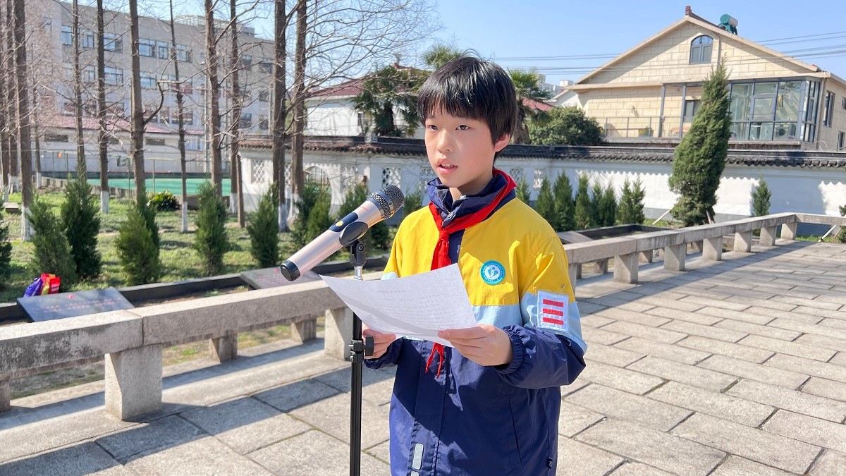 代表发言.jpg