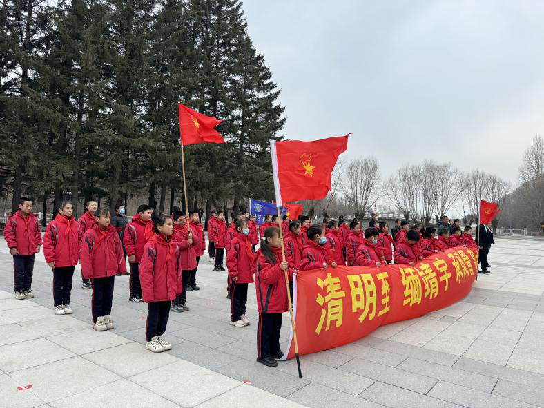 1743645180754406.png 图片1.png