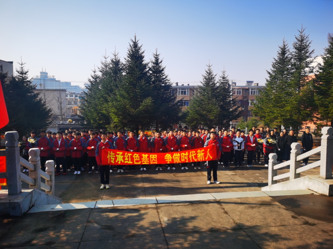 1743662528699455.jpg 1高中1.jpg