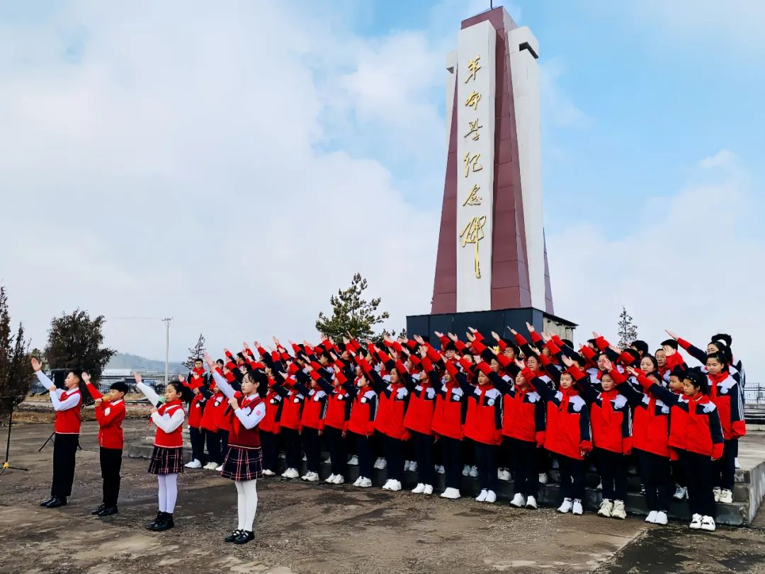 1743992228519148.png 图片3.png