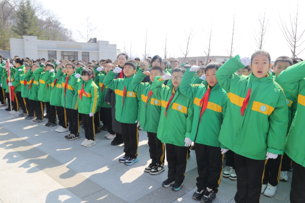 1744013935492459.jpg 宽镇中小淸明2.jpg