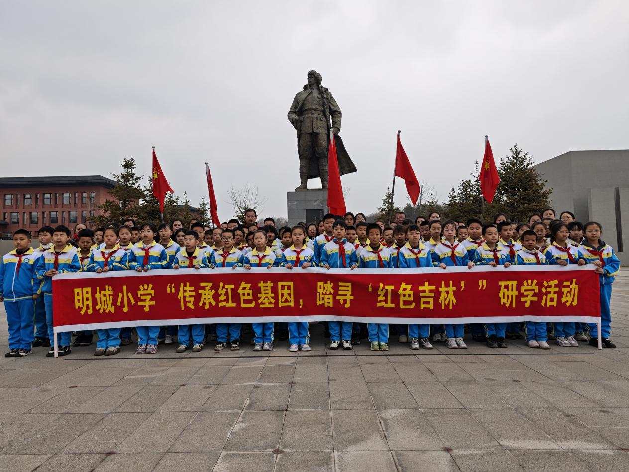 1744088285410408.png 图片1.png
