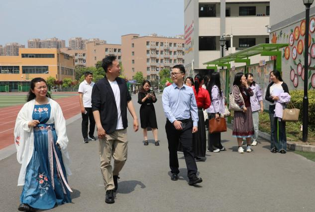 1744546375721649.png 图片1.png