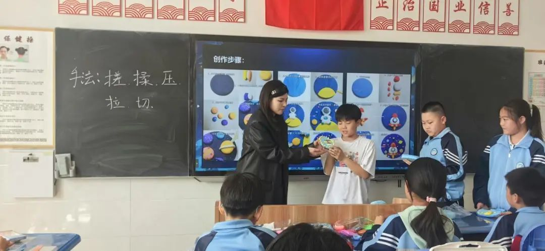 1744613215114240.png 图片9.png