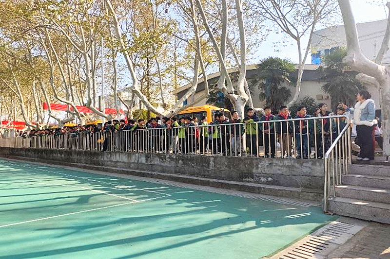 江苏省南京市六合区新集中学携手龙池中心小学开展小初衔接活动(3).jpg
