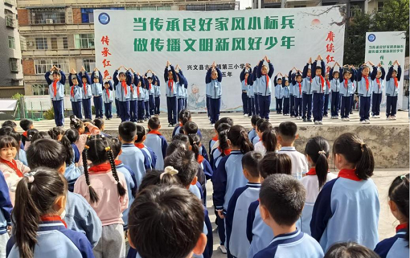 1744772249314392.png 图片2.png