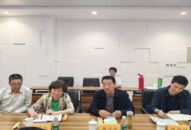苏州市关工委考察调研吴江“两站”建设3.jpg