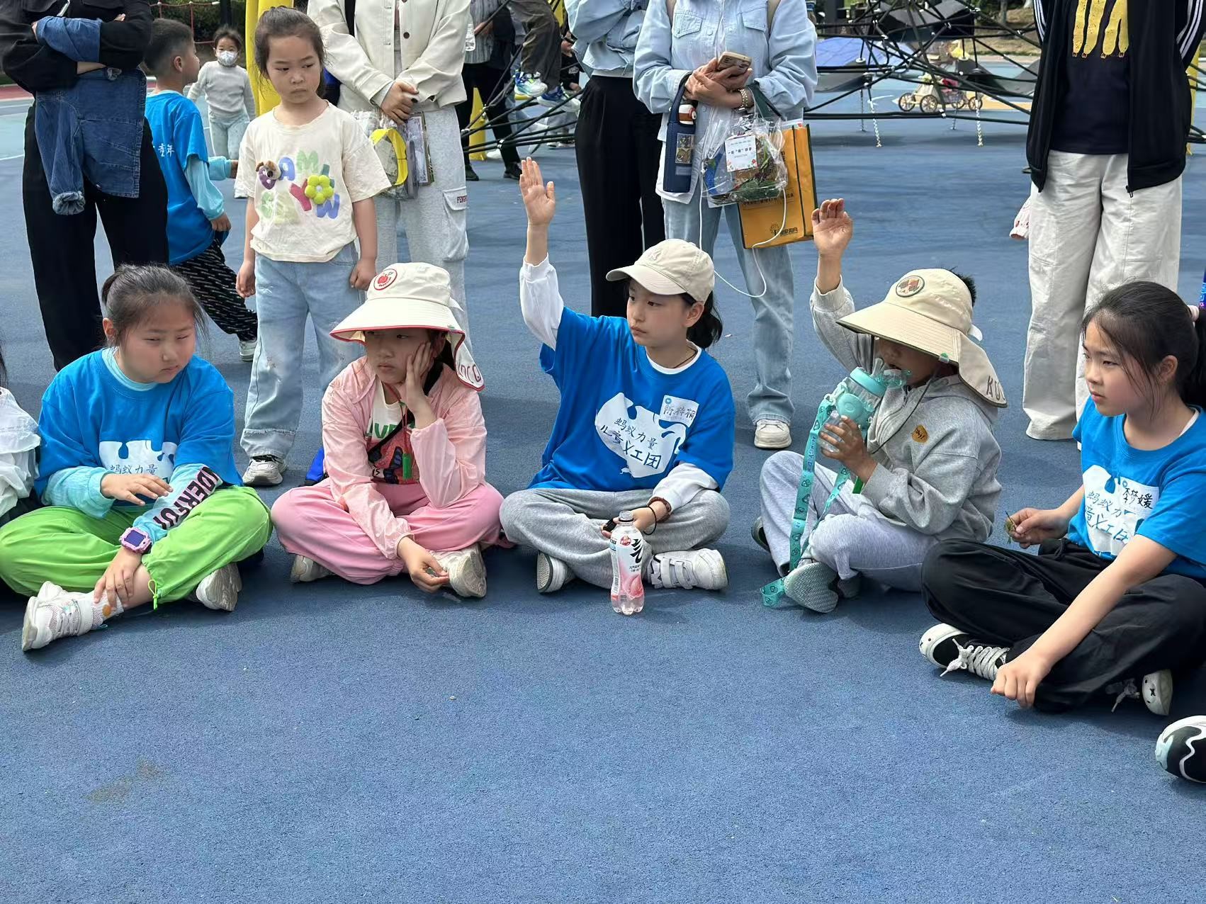 1745283019507191.jpg 清河社区环境保护行动4.jpg