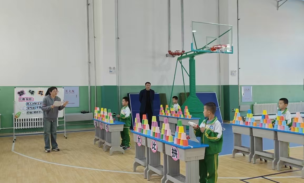 1745300141312863.jpg 阜宁小学科技节33.jpg