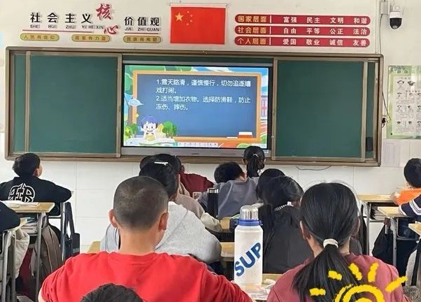 aa56cfe1a7b33c7daf9ed94b1a40844.jpg