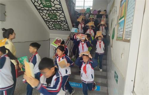 1745890864984573.jpg 0967ba9ec3642d6a6b4613368852b5e2_看图王.jpg
