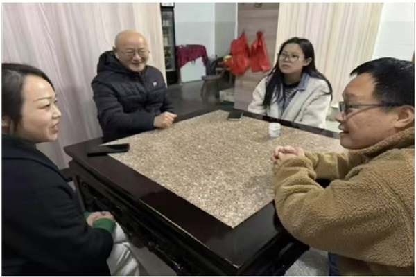 1746598083268409.png 青云实验中学 共织润心经纬 滋养心灵繁花2.png