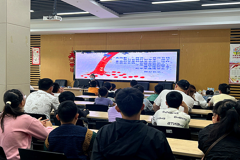 1746805565126320.jpg 江苏省南京市江北新区大厂街道扬子社区关工委开展“书香伴成长,阅读润童心”活动(1).jpg