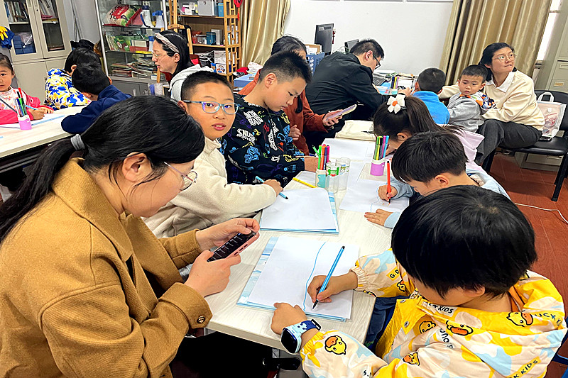 1746805822211246.jpg 江苏省南京市玄武区孝陵卫街道南农大社区关工委开展“蔚蓝书境,生态悦读”活动(2).jpg
