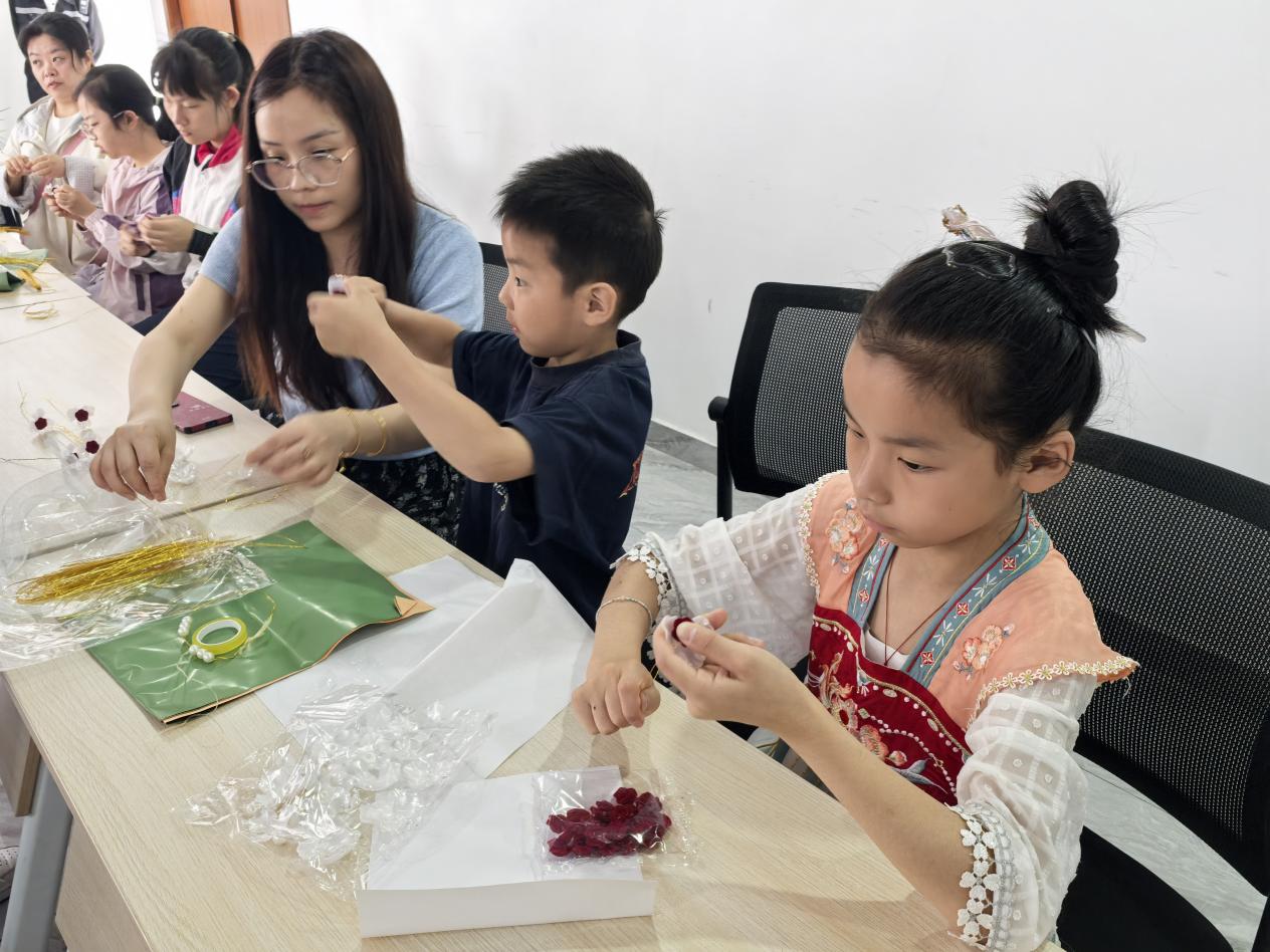 1747105100577009.jpg 图片2.jpg