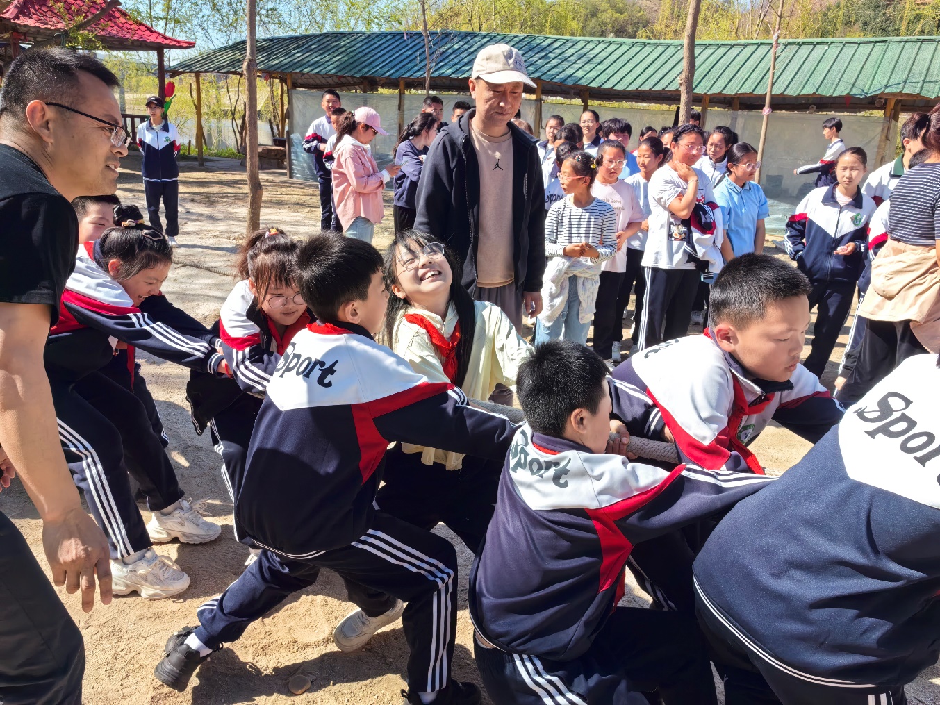 1747125821332469.jpg 古校3.jpg
