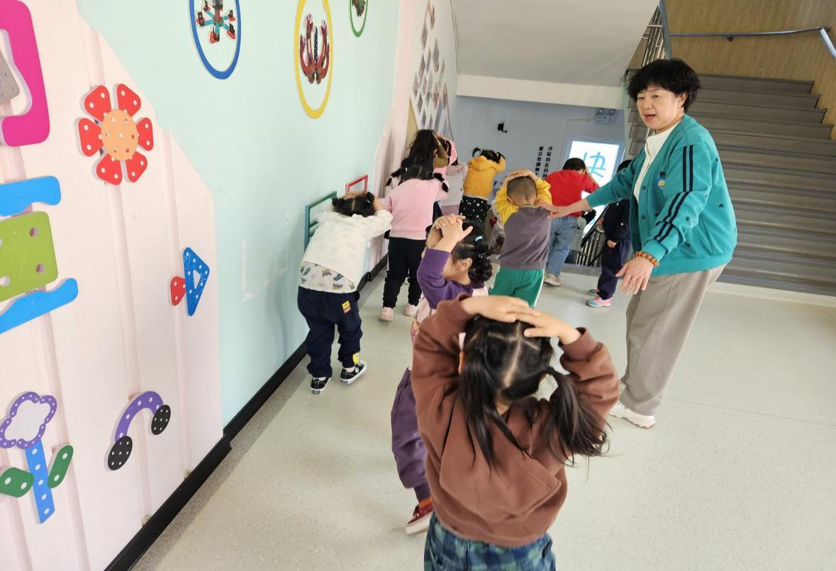 1747205216567489.png 图片1.png