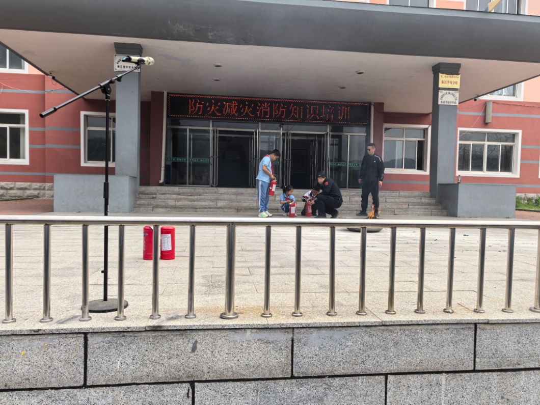 1747206809253195.jpg 振江校消防3.jpg