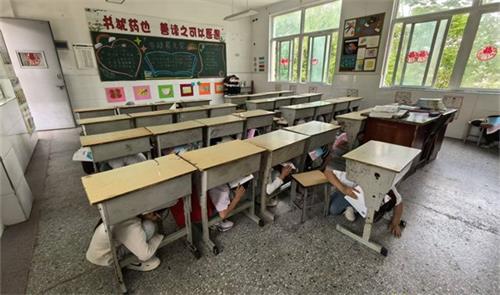1747290066478501.jpg 945aad4a4657b2741e637e05065ac85a_看图王.jpg