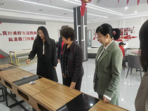 cd33e32e6bdea34d27804454acdbbf4_副本.jpg