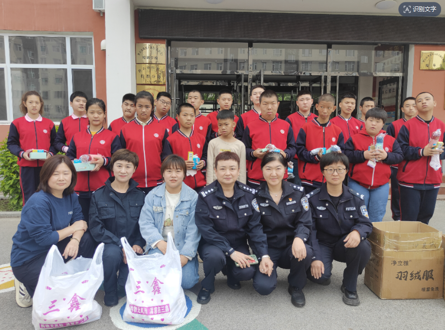 1747713645725749.png 截图20250520114858.png
