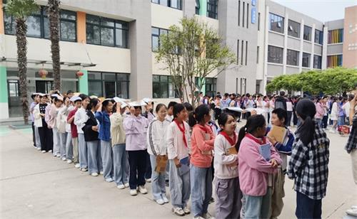 1747809322699845.jpg 37e70bdec887253d872a1af37cac9ddf_看图王.jpg