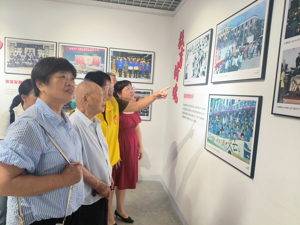 1747820821939066.jpg “五老”们回想当年的情景有感而发.jpg