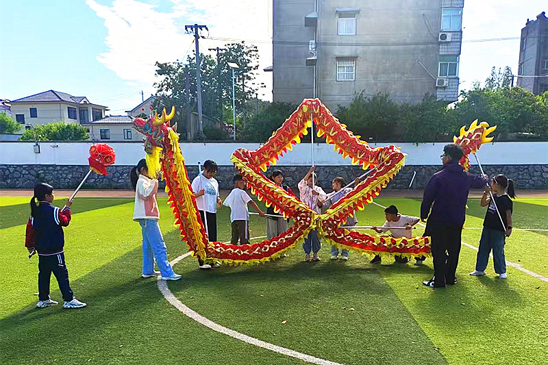 1747869417804067.jpg 江苏省南京市高淳区固城街道漕塘小学关工委开展文化校园传承活动(1).jpg