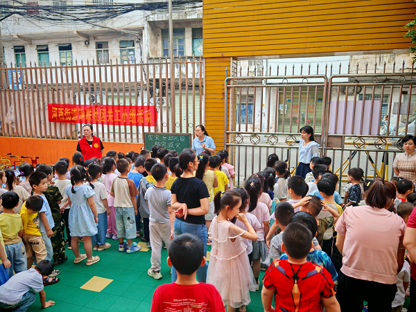 地震应急演练4.png