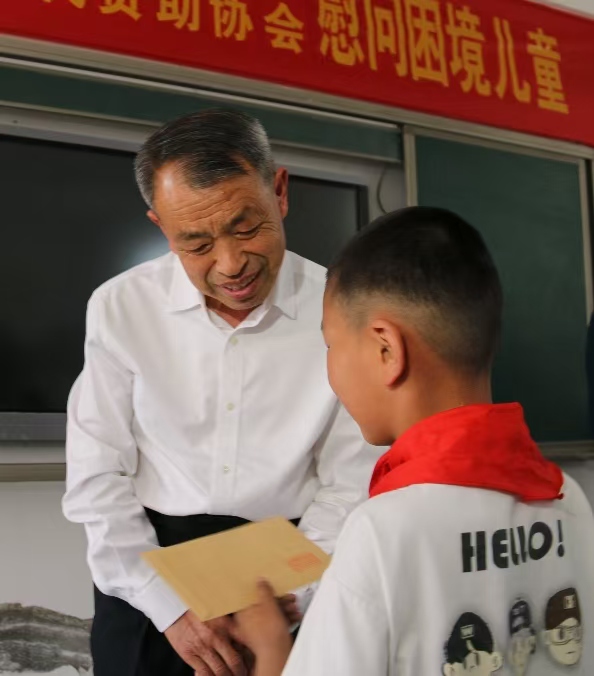 1748478714927250.jpg 山头压3.jpg