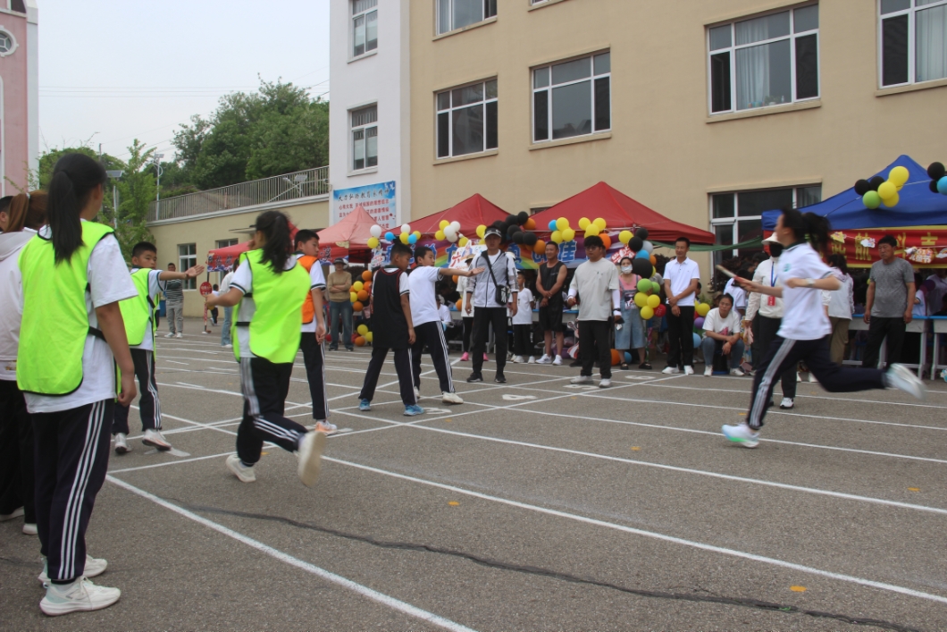 1748936746924490.jpg 长甸小学.jpg