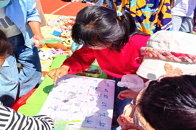 1749080165948404.png 江苏省南京市江宁区龙都小学关工委开展第十届爱心义卖活动(4).png