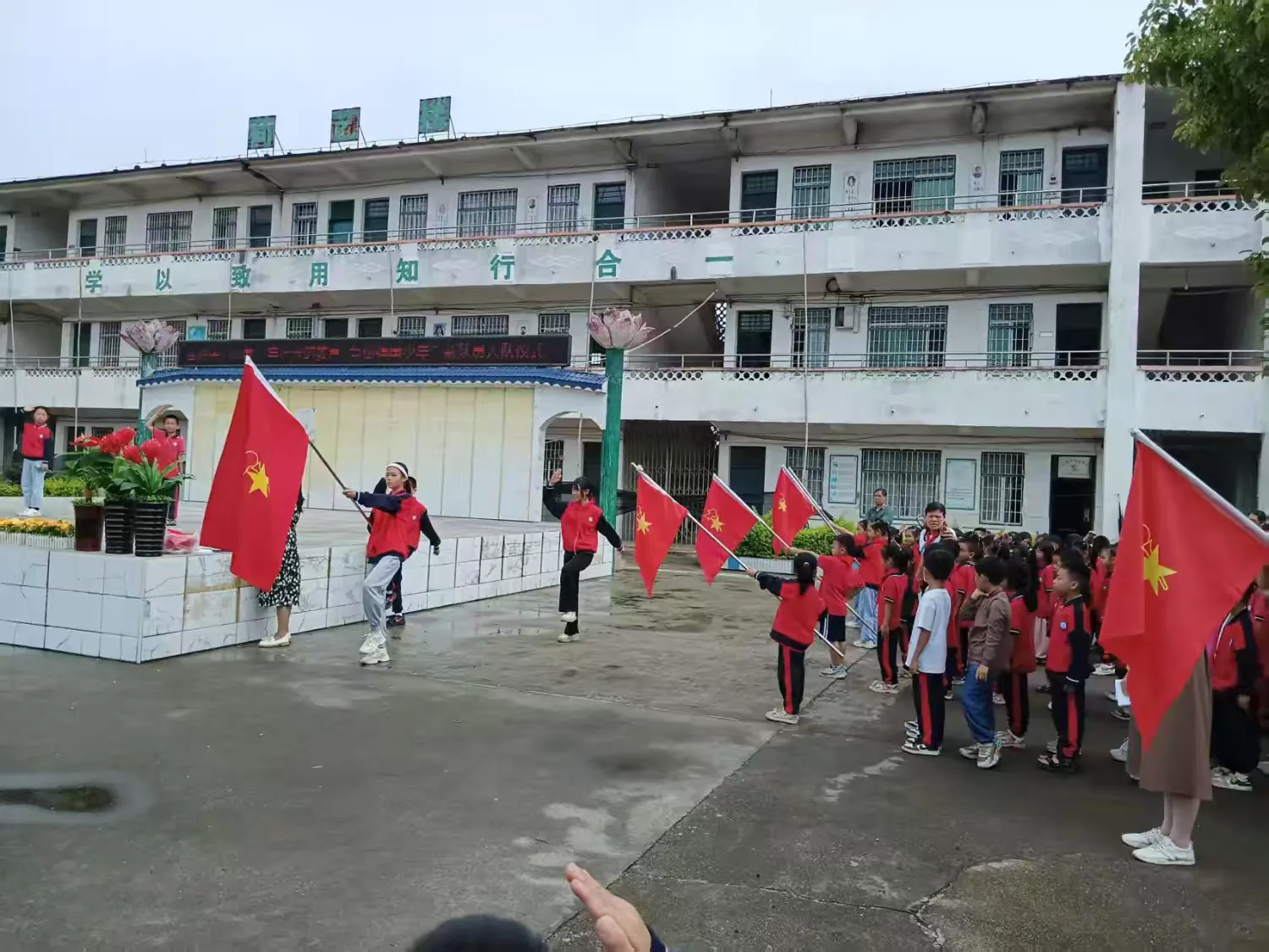 f705740bb4074554b7b12647de245f24epand__jpg.heic~tplv-flrovnc8r8-s2-cC-q_0_0_0_0_q80.webp