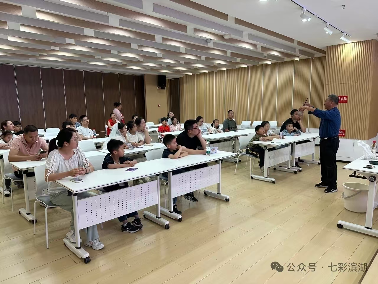 1749432352892291.jpg 6f4197689b4cf4133ddc070b54f1d012.jpg