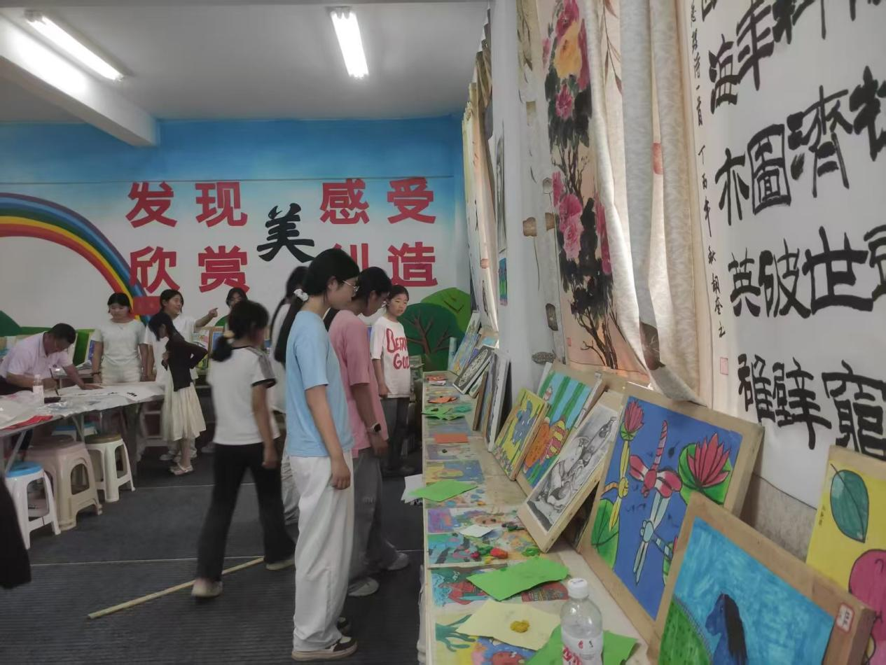 1749433404430342.png 杨集中学书画展1.png
