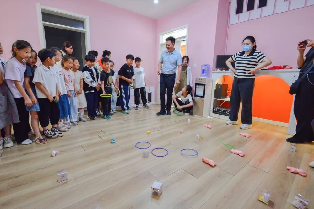 1749457393666562.jpg 套圈(1)修.jpg