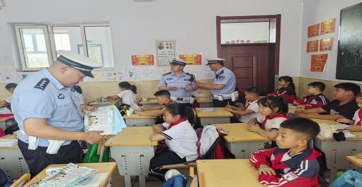 1749772233409227.png 图片1.png