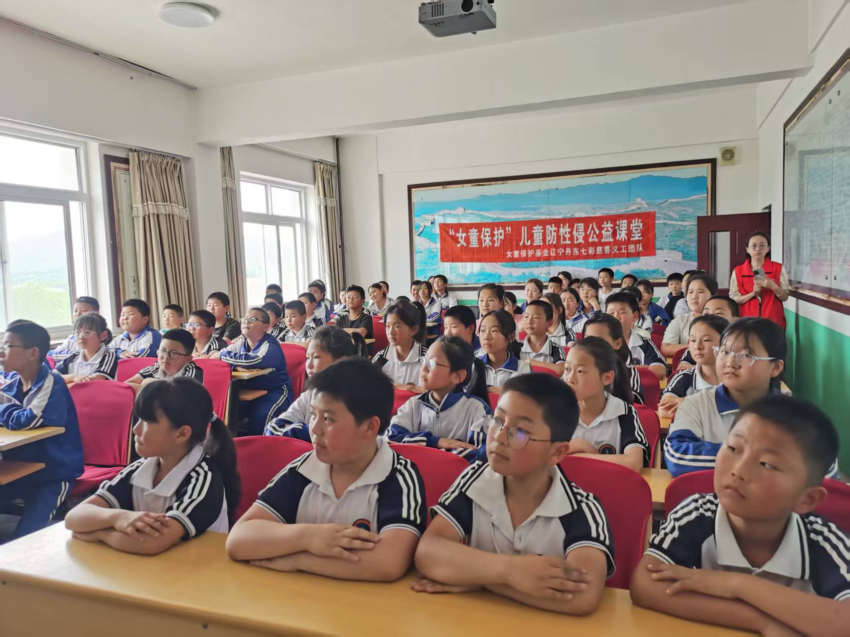 1750056307886213.jpg 逸夫校1.jpg