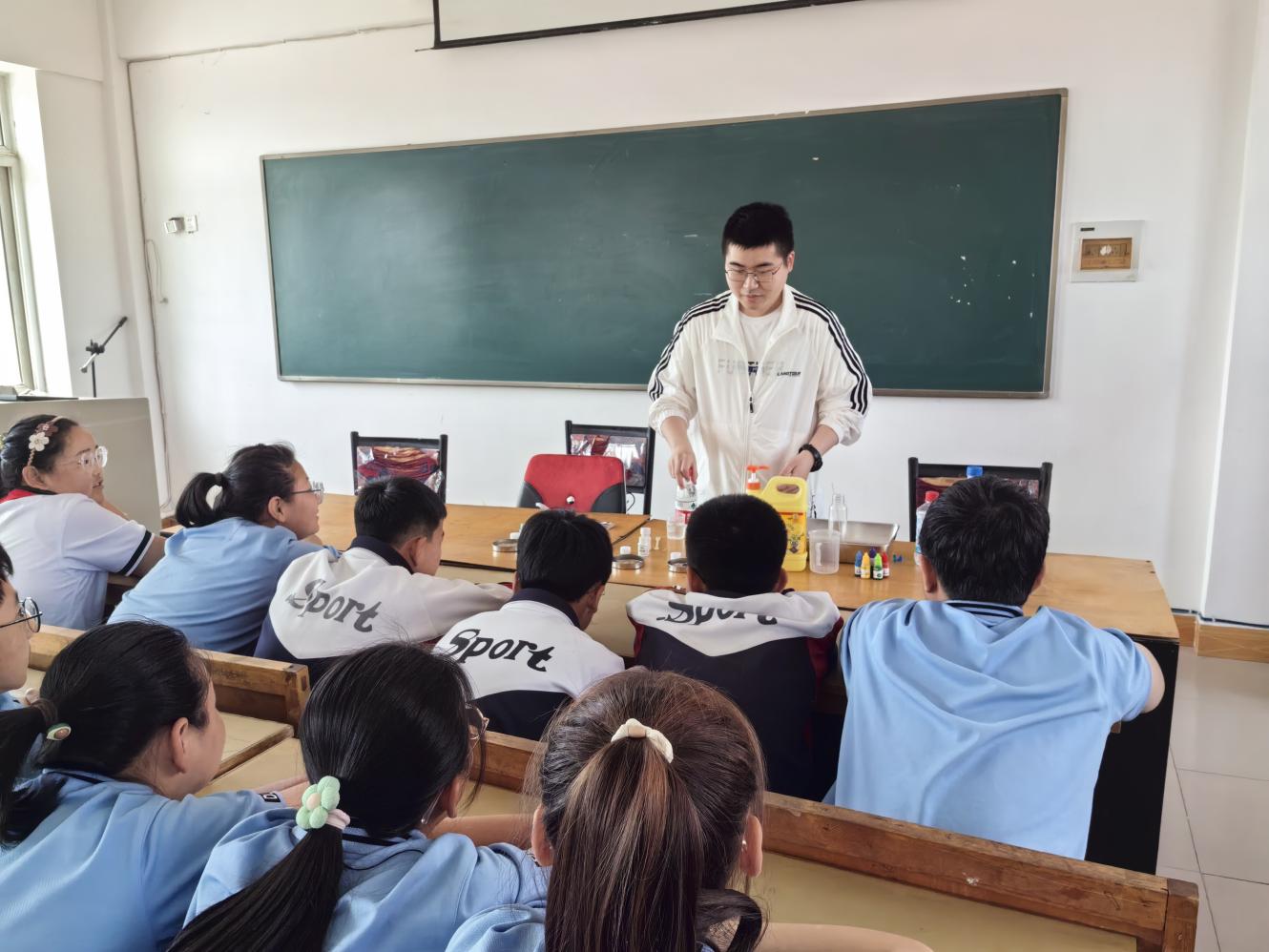 1750124977114247.jpg 古楼子校2.jpg