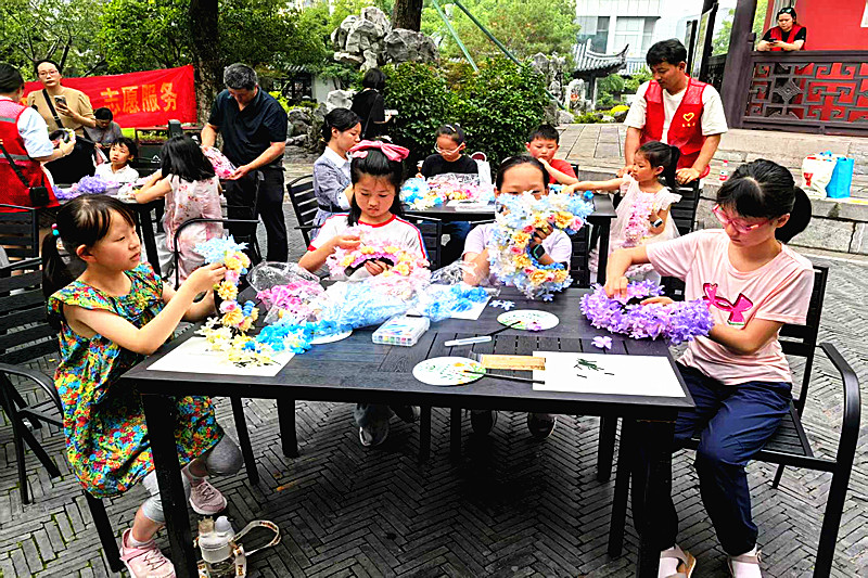江苏省南京市玄武区玄武门街道百子亭社区关工委开展非遗传承系列主题活动(2).jpg