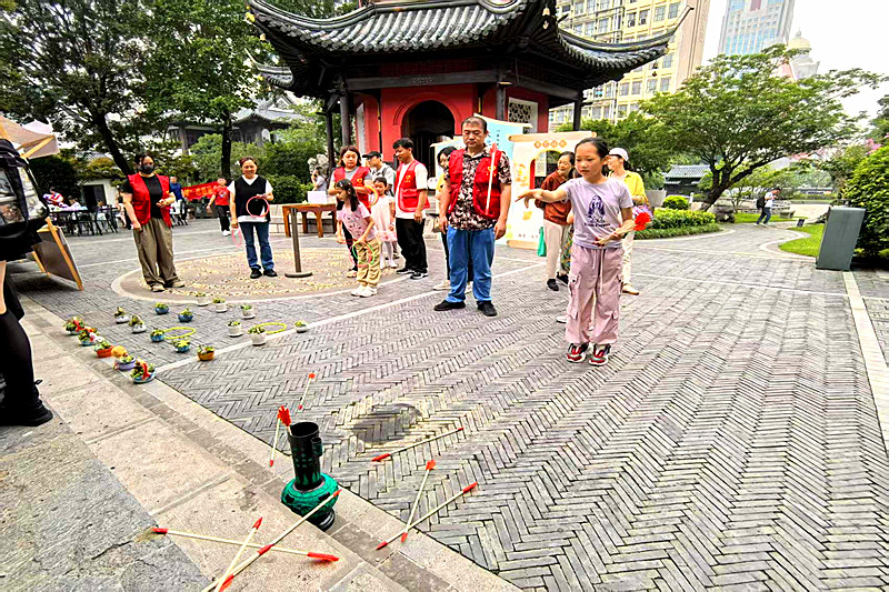 江苏省南京市玄武区玄武门街道百子亭社区关工委开展非遗传承系列主题活动(5).jpg