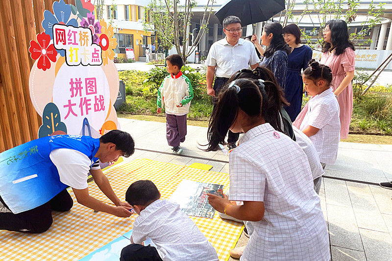 1750548886967948.jpg 江苏省南京市六合区观滁社区举办“夏韵雅集,共筑欢乐童年”儿童友好街区主题活动(2).jpg