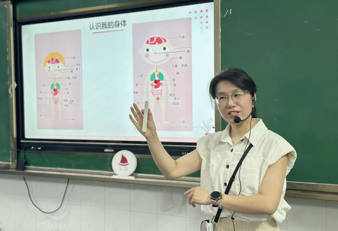 1750726560375857.png 【横扇街道】叶家港村:聚焦流动儿童成长需求 筑牢成长防线2.png