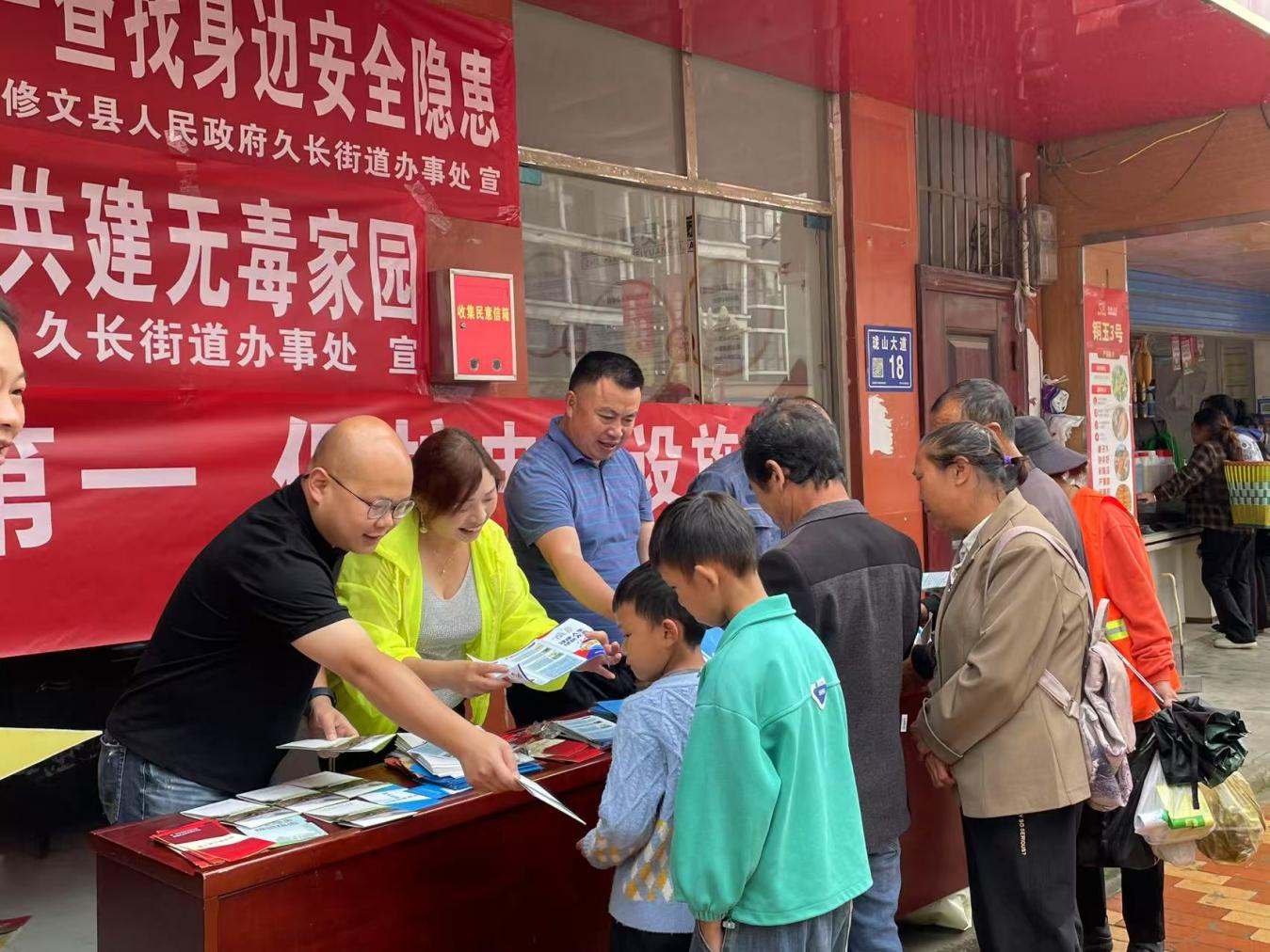 1750730913896683.png 图片1.png