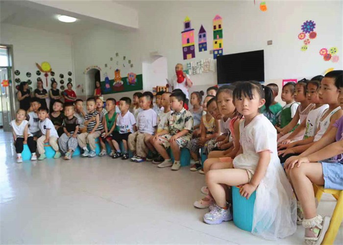 1750981201263289.jpg 宣讲._副本.jpg