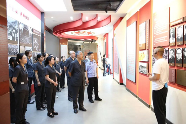 1751338677135144.png 图片1.png