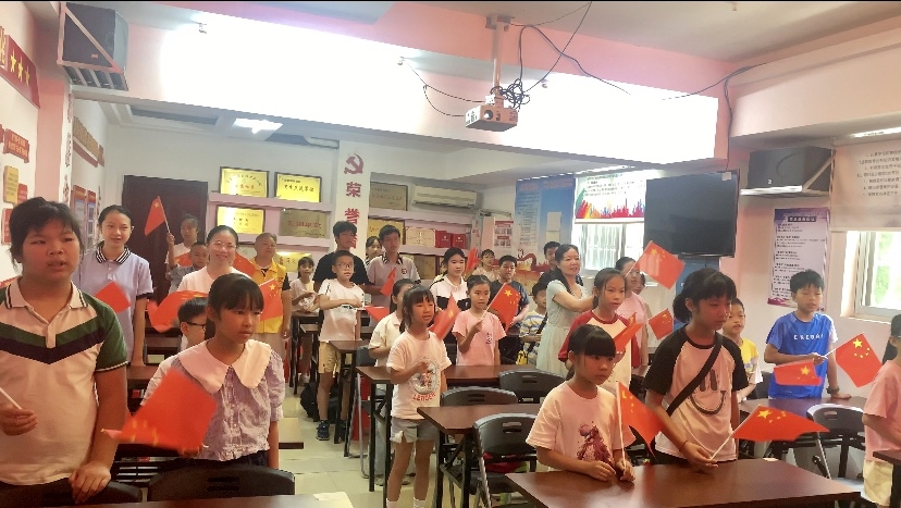 1751448528297917.jpg 大家一起合唱.jpg