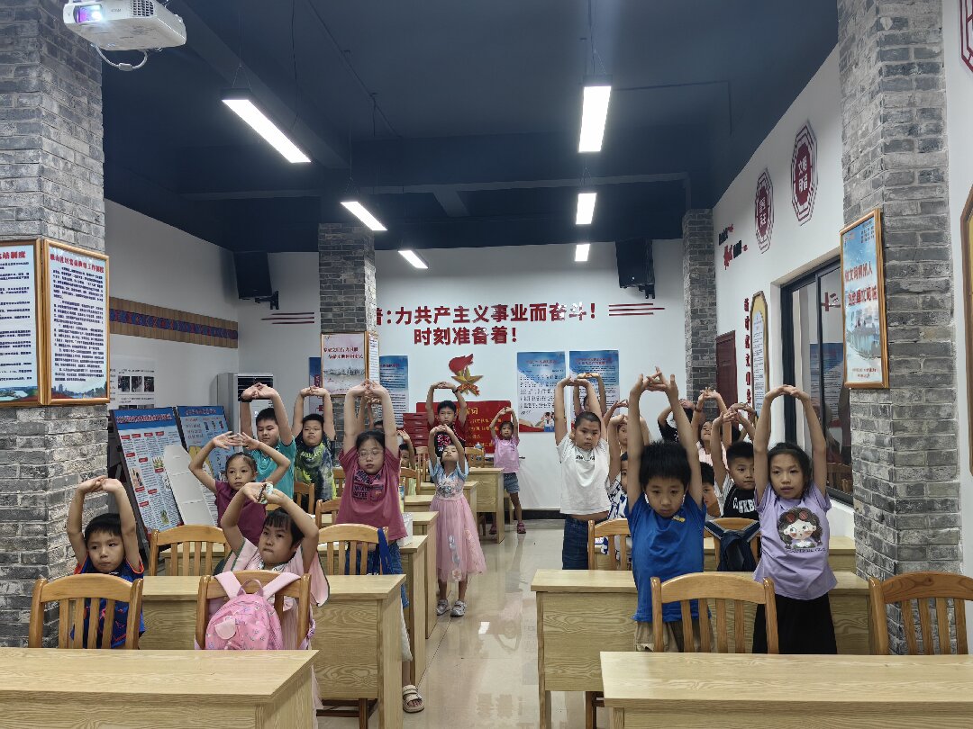 1751665978666219.jpg 02954844f70138e8a367fc05bd7090b - 副本.jpg
