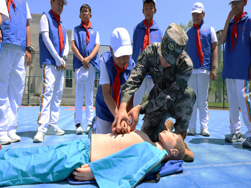 1751889090409508.jpg 桦林镇中心校国防教育研学活动2_副本.jpg