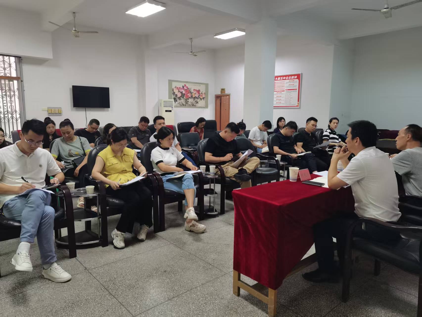 1752113514244270.jpg 企业关工会2.jpg